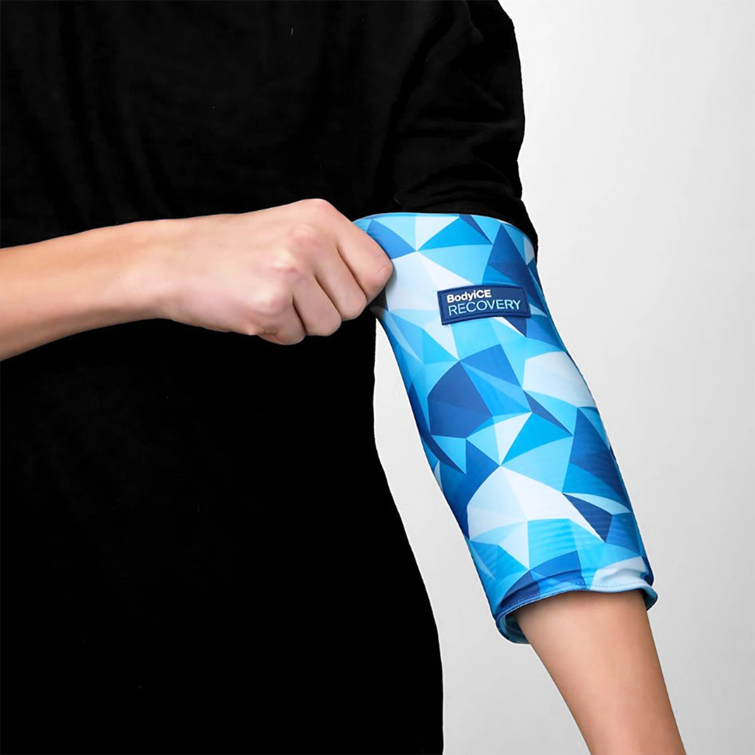 Small Hot & Cold Compression Gel Sleeve | BodyICE Recovery