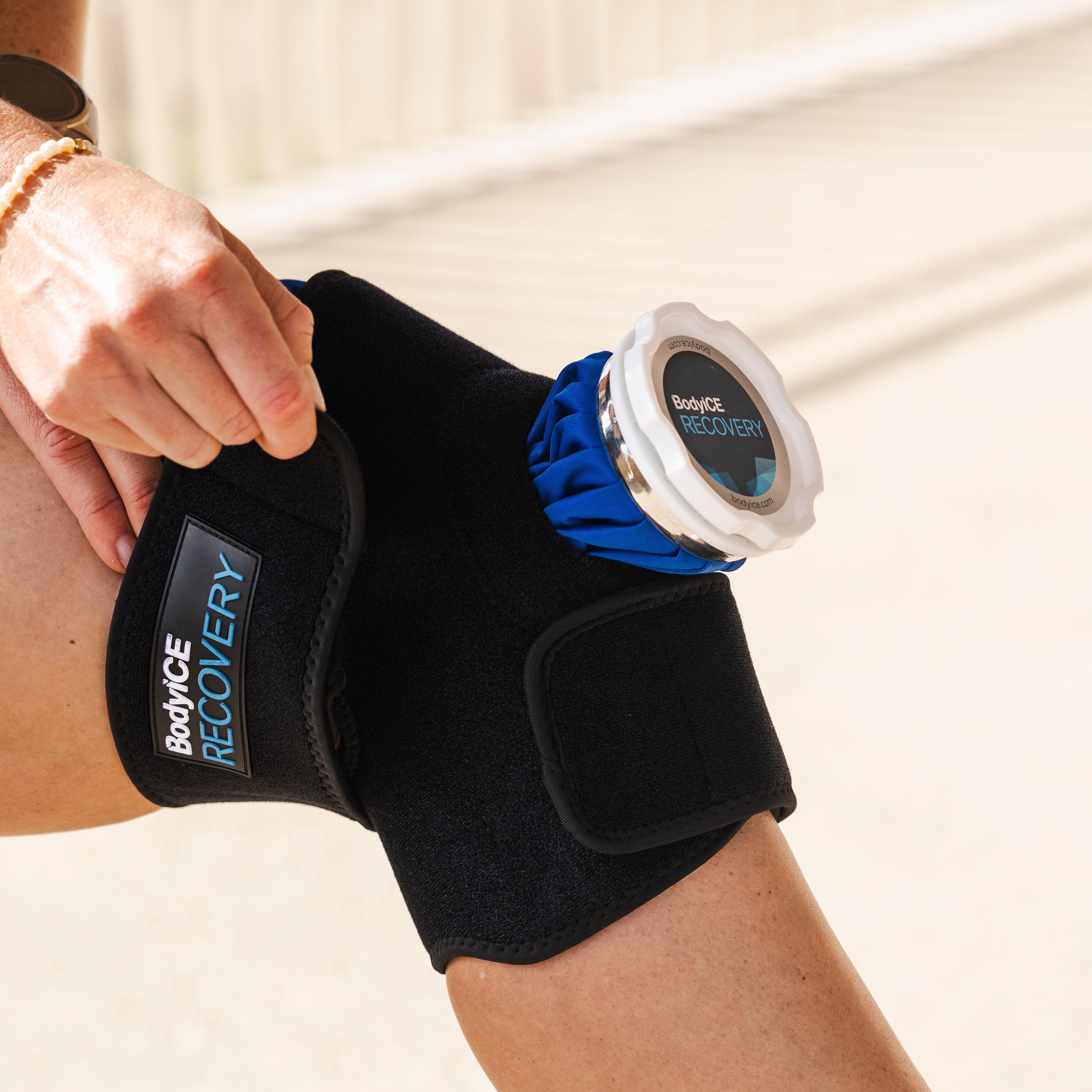 Medium Universal Knee Ice Pack BodyICE Recovery